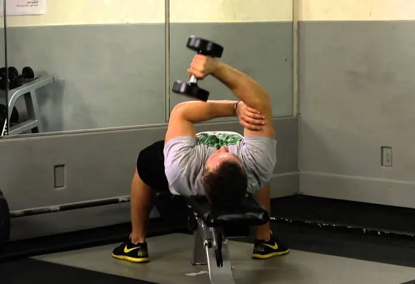 [Resim: one-arm-lying-dumbbell-triceps-extension.jpg.webp]