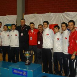 545398_292191987538194_65624430_n